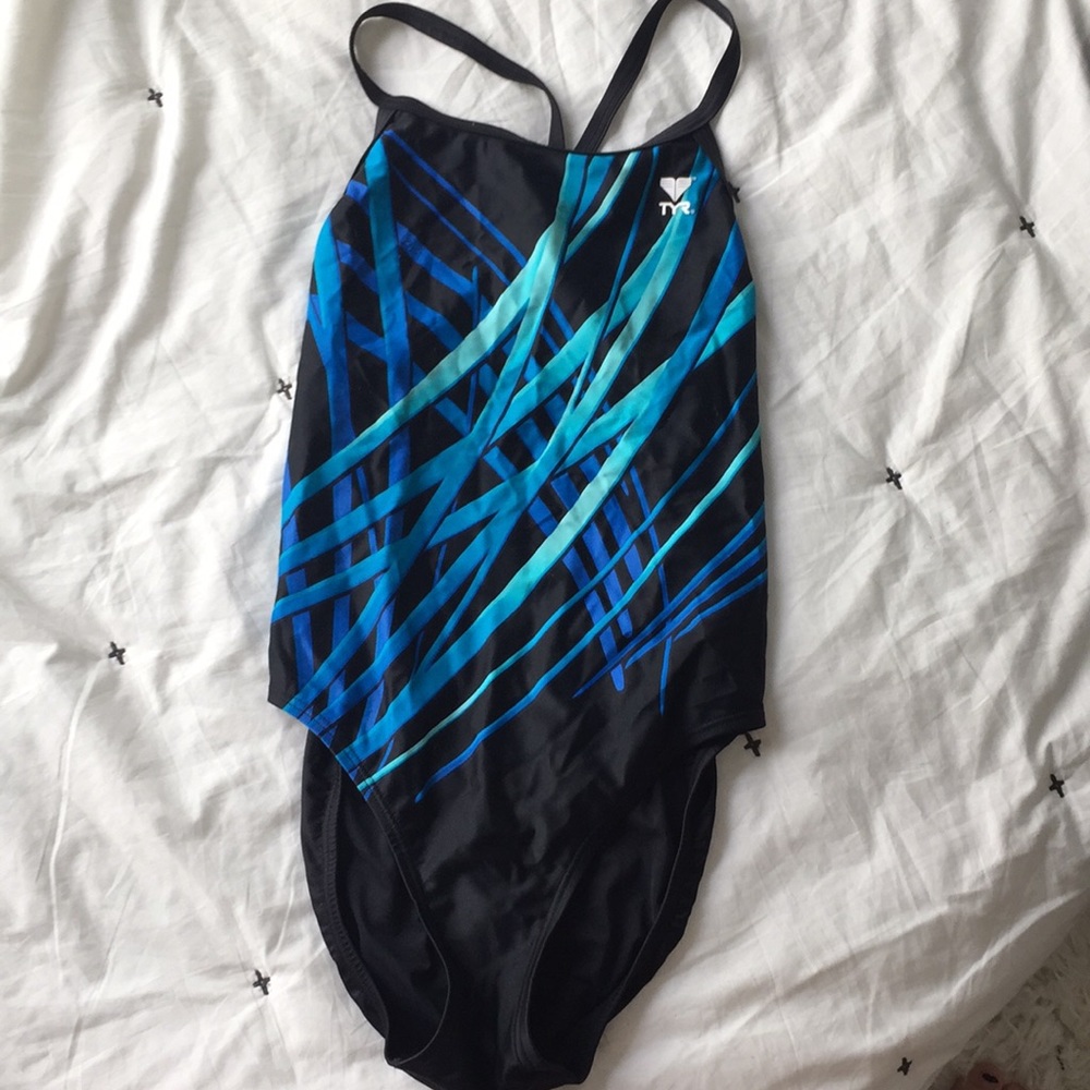 One piece suit